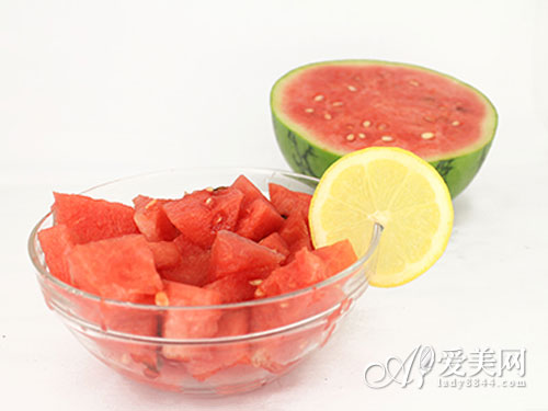 凯发k8官网下载客户端健康的食物健康好吃的零食零食也能吃出健康!办公室必备10大